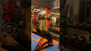 Incline bench dumbell press exercise ytshorts youtubeshorts fitness viralvideo reels shorts [upl. by Barrie]