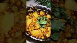 Mix sprouts sabji  Bhel Bhal ki sabjishortsfeedsshortssproutrecipe Theindianflavourkitchen [upl. by Ayeki]