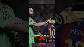 Ketika Buffon memegang kepala pemain [upl. by Sedberry]