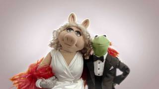 The Muppets  Happy Valentines Day van Miss Piggy en Kermit [upl. by Enawtna]