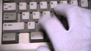 IBM PC Convertible 5140 Keyboard vs DELL SKD100M [upl. by Yer696]