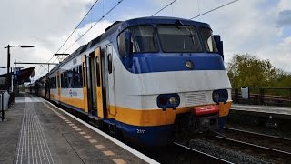 Vertrek SGMm 2111 en 2944 van Station Almere Parkwijk [upl. by Notelrahc]