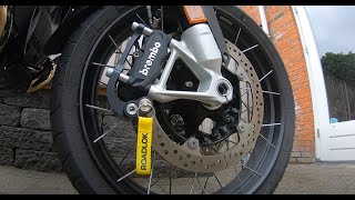 Unpacking and installing the ROADLOK XRA motorcycle disc lock on a BMW R 1200 GS Adventure [upl. by Rusticus123]