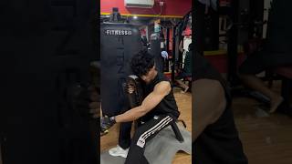 Cabel back pulling backworkout no pain no gain [upl. by Frank]