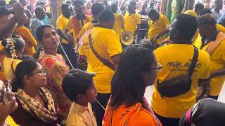 Idumban Kadamban Varre 🦚❤️Astha Kali Urumi Melam 1st Thaipusam Booking batucaves murugan [upl. by Enilrad]