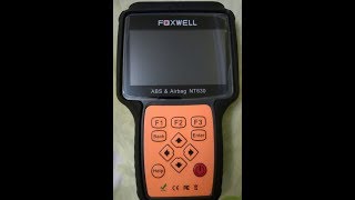 The latest version 2018 foxwell nt630 [upl. by Ibrad]