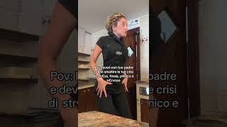 Lavorare nella ristorazione con tuo padre è ancora peggio 🤣 viral funnyvideo [upl. by Jo-Ann]