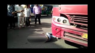 Surat  BRTS Bus Accident With Youth At Kharvarnagar People Beats Driver [upl. by Ahsika]