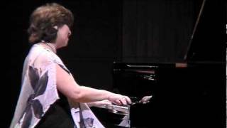 Dina Yoffe plays Chopin Scherzo n1 [upl. by Tlevesor297]