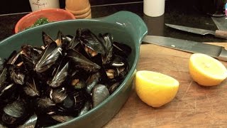 MEJILLONES AL LIMON FACILISIMOS Cozze al limone Mussels With Lemon [upl. by Osi291]