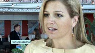 Prinses Máxima blij met Nederlandse microkredieten 2009 [upl. by Atineb]