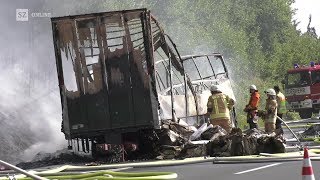 Tote bei Busunglück auf der A9 [upl. by Gaivn]