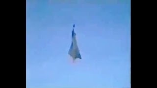 Saab J35 Draken doing the Swedish Cobra Maneuver [upl. by Pelson795]