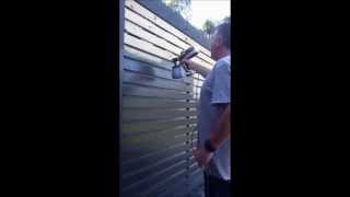 Wagner Flexio 585 Demo  Spraying a fencescreen [upl. by Ynnol]