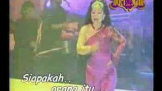 Siapa  Anisa Bahar [upl. by Maddocks]