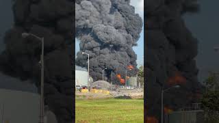 Mandatory Evacuation Order Lifted for Petroleum Refinery Fire in Louisiana [upl. by Ailimaj]