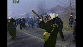 Mineriada din Ianuarie 1999   Defileul Jiului Costesti Rm Valcea [upl. by Ylsew]