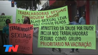 BRASIL  Trabajadoras sexuales en huelga reclaman ser vacunadas como quotpersonal esencialquot [upl. by Polly]