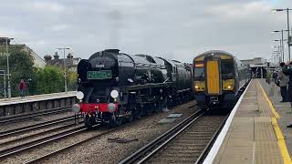 35028 ‘clan line’ arriving into tonbridge [upl. by Robers]