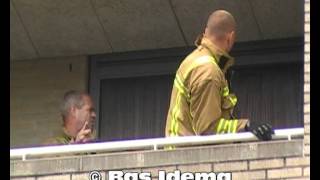 prio 1 TS 646 Brandweer Velsen openen deur in Velserbroek [upl. by Blackman]