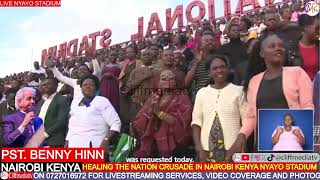 SHANGWE NA VIGELEGELE MHUBIRI BENNY HINN ENTERS THE STAGE TO GREET THE AUDIENCE [upl. by Airdnna206]