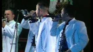 Lamberto Quintero  La Arrolladora Banda el Limón En vivo Mazatlan 2004 [upl. by Ybocaj]