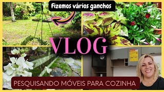 pesquisando móveis para cozinha  fiz ganchos para os vasos de plantas pendentes [upl. by Lrak51]