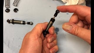 How to properly build Traxxas TRX4 shocks [upl. by Callista234]