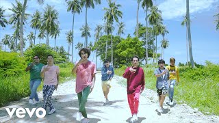 KmengKhmer  ឆ្ងាយតែកាយ Far Away Official MV [upl. by Kelcy]