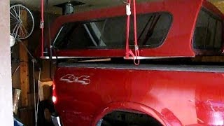 How to remove a pickup truck cap with one person and simple hardware [upl. by Boleslaw]