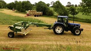 Mowing for Silage with Ford 7840 New Holland [upl. by Arracat]