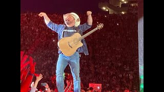 quotCalling Baton Rougequot in Baton Rouge  Garth Brooks [upl. by Brittaney]