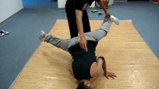 Breakdance Tutorial  How to WIndmill  standing mill [upl. by Adnerak801]