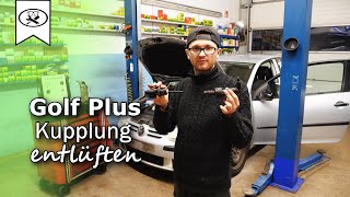 VW Golf 5  Golf Plus Kupplung Entlüften  Bleeding Golf Plus clutch  VitjaWolf  Tutorial  HD [upl. by Ranie610]