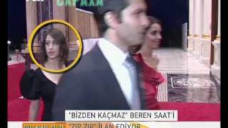 Beren Saat Hazal Kaya Ödül Gecesinde [upl. by Alexandro]