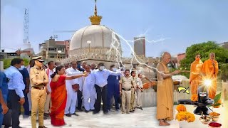 ख़्वाजा ग़रीब नवाज़ की जिन्दा करामत देखकर सब लोग हैरान हो गये😱 Ajmer Dargah ki Zinda Karamat [upl. by Swayder]