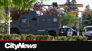 Person evades police after multihour standoff in Calgary [upl. by Rodnas693]