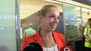 Lisicki am Berliner Flughafen empfangen [upl. by Assetnoc]