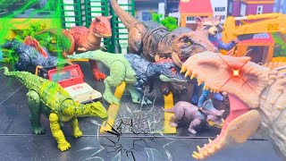 Jurassic World Review Giant TREX Spinosaurus Ampelosaurus Triceratops Indominus Rex amp Others [upl. by Yrrok]