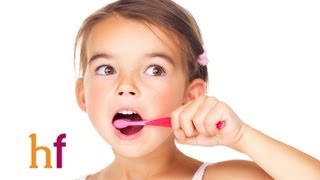 Higiene dental en la primera infancia [upl. by Ahsemac]