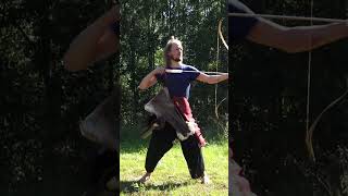 100 arrows shot in succession traditionalarchery fastshooting [upl. by Burck618]