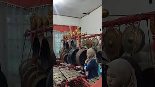 Lancaran Wayah Esuk SD Muhammadiyah Sleman gamelan karawitan [upl. by Ansilma]