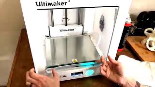 Basic Ultimaker 3 Printing Tutorial [upl. by Ledah]