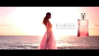 Yves Rocher  Nuevo Perfume Comme Une Evidence Intense [upl. by Ottie]