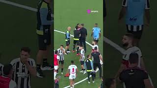 OLHA A TRETA EMPATE ENTRE BOTAFOGO E VITÓRIA TERMINOU EM CONFUSÃO shorts [upl. by Elleraj43]