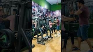 Chest workout at gym for beginners  बल बल बच गया 😀😀😀 shortsyoutube trandingshorts funny gym [upl. by Earezed882]