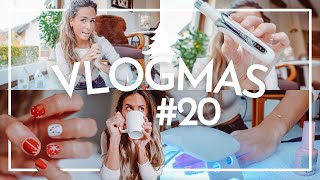 🎄✨ VLOGMAS 20 💅 Manicura desastre en casa como no hacerse la manicura pegatinas uñas fáciles [upl. by Faludi]