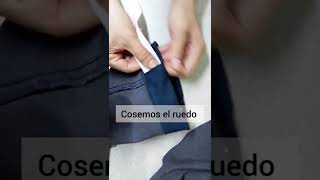 ¿Cómo transformar la botamanga o ruedo de un pantalónshorts costurando jeans [upl. by Marigolde754]