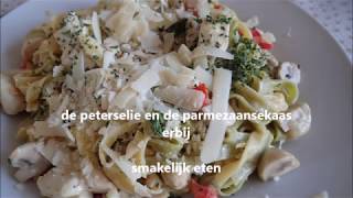 Pasta met kip en champignons [upl. by Anderer]