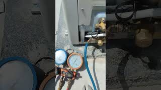 How To Refill Gas R410a installer hvac airconditioner diy satisfying work hvacservice [upl. by Glynias]